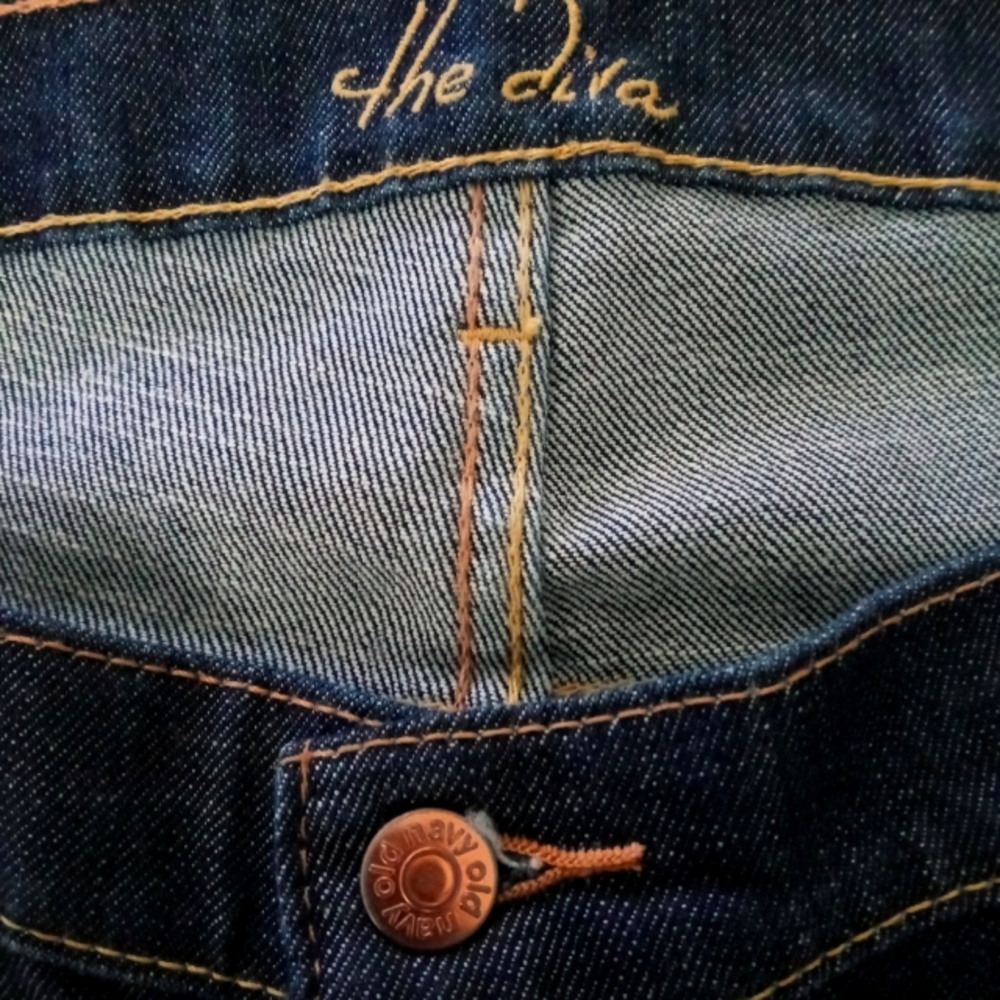 Woman's Old Navy " The Diva"